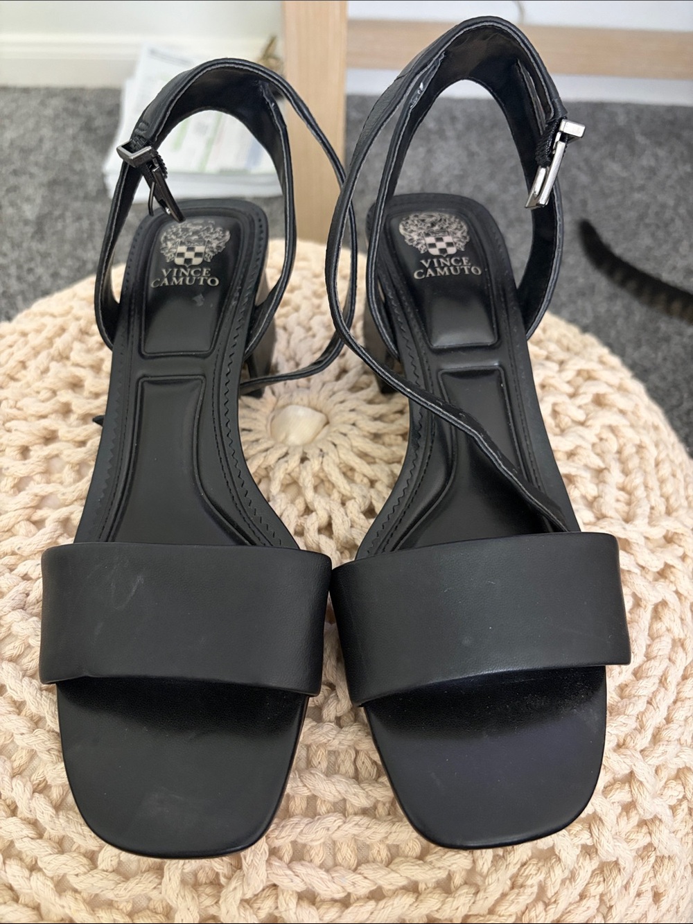 Vince capitol Black Leather Block Heel Sandals - Picture 2 of 3